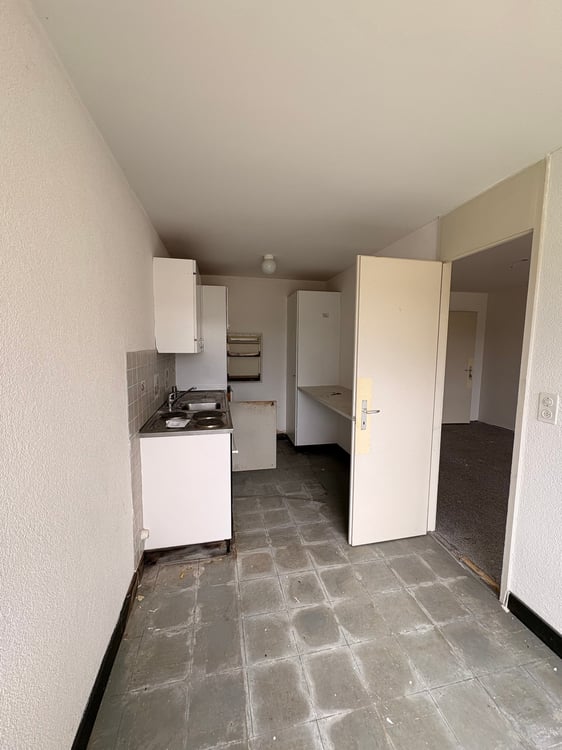 Preiswerte 2.5 Zimmerwohnung mit Balkon 4