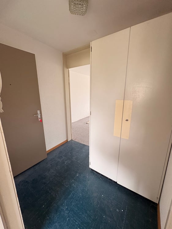 Preiswerte 2.5 Zimmerwohnung mit Balkon 3