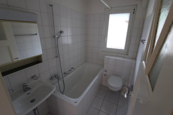 Nähe Schüssinsel und Gurzelen 8