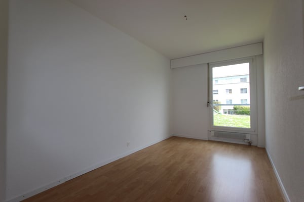 Nähe Wald und Schulen 8