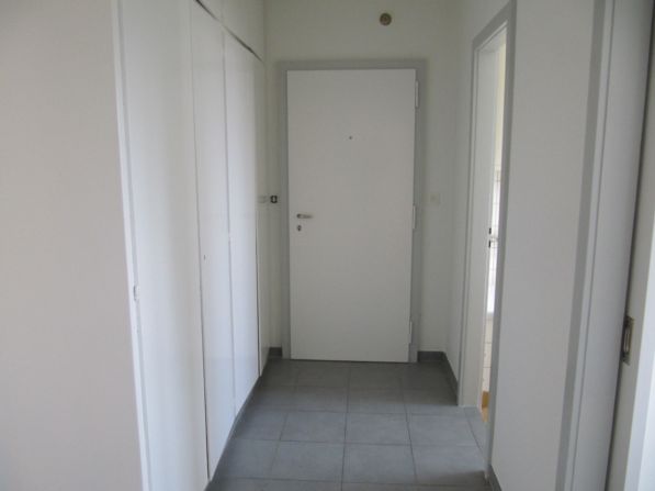 Nähe Kongresshaus/Hallenbad 16