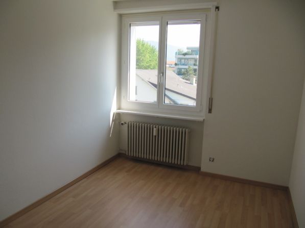 Nähe Kongresshaus/Hallenbad 13