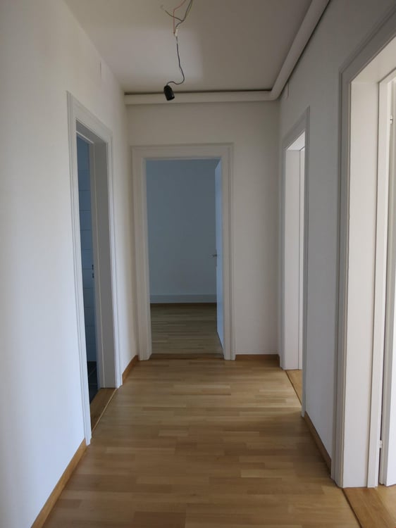 Neu sanierte Wohnung direkt beim Bieler Hauptbahnhof 9