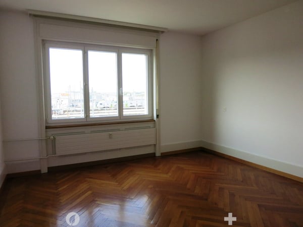 Neu sanierte Wohnung direkt beim Bieler Hauptbahnhof 7