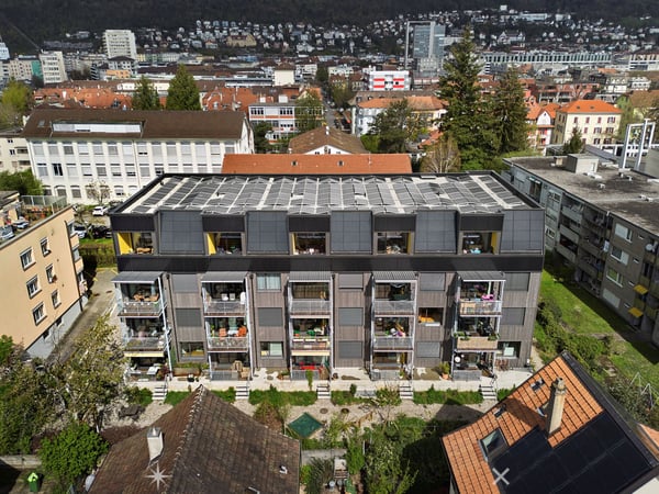 Nachhaltig und komfortabel wohnen mitten in Biel / maison-climat.ch 1