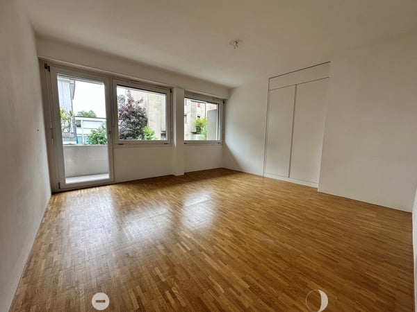 Moderne 4.5-Zimmer-Wohnung mit Balkon 4