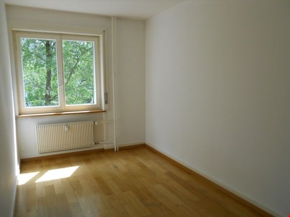 Zwischen Kongresshaus und Bahnhof 10