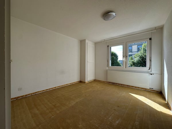 Charmante 5.5-Zimmer-Duplex-Wohnung in Biel / Neue Parkettböden 12