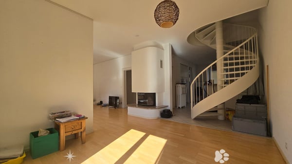 Charmante 5.5-Zimmer-Duplex-Wohnung in Biel / Neue Parkettböden 2