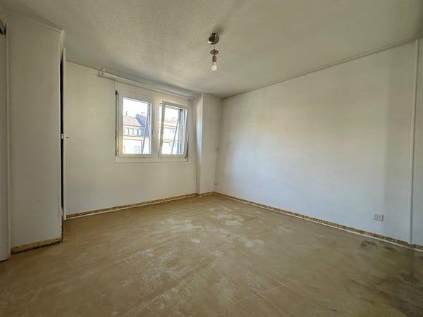 Charmante 5.5-Zimmer-Duplex-Wohnung in Biel / Neue Parkettböden 11