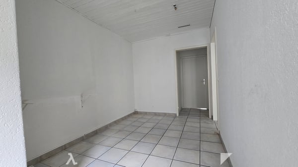 Beste Lage vis-à-vis vom Bahnhof 3