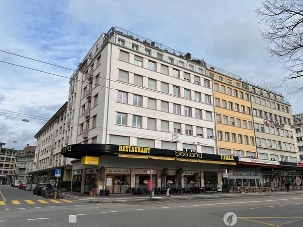 Beste Lage vis-à-vis vom Bahnhof 1