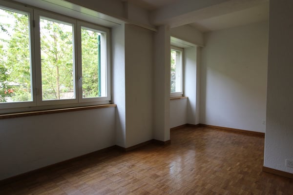 Charmante 2.5-Zimmer-Wohnung mit Gartensitzplatz 5