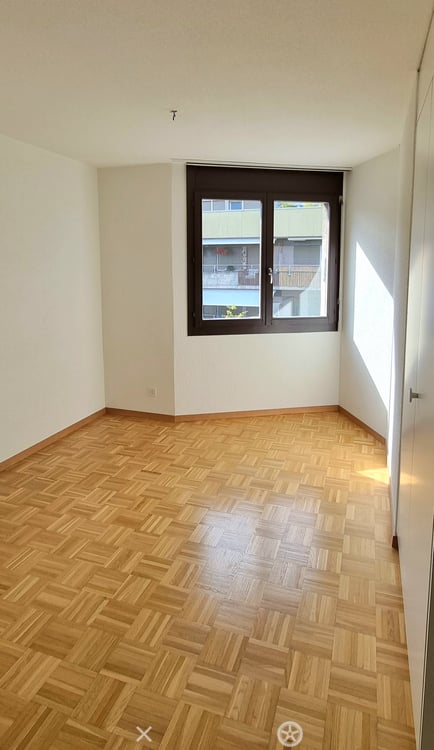 Grosszügige 4.5-Zimmer-Wohnung mit Balkon 6
