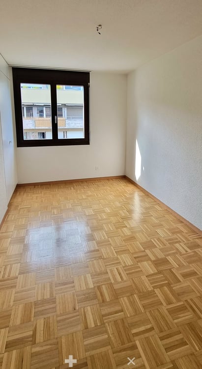 Grosszügige 4.5-Zimmer-Wohnung mit Balkon 7