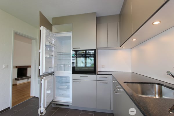 Frisch sanierte 4.5-Zimmer-Wohnung mit Balkon und Cheminée 5