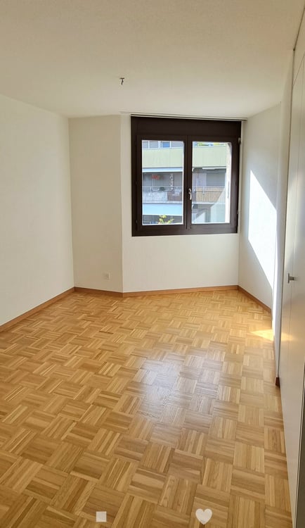 Grosszügige 4.5-Zimmer-Wohnung mit Balkon 6