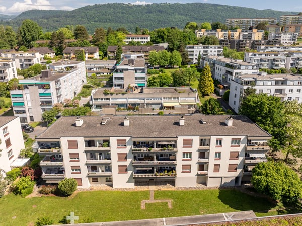 Komplett sanierte Wohnung nähe Wald und Schulen 1