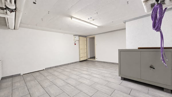 Gewerbefläche an attraktiver Lage in Biel 11