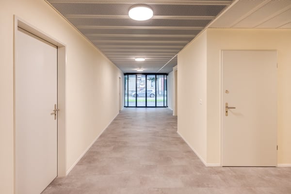 Attraktive Gewerbefläche im Erdgeschoss / Local commercial attrayant au rez-de-chaussée 3