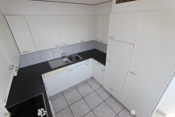 Helle 3.5-Zimmer-Wohnung mit Balkon und schöner Aussicht in Biel/Bienne 4