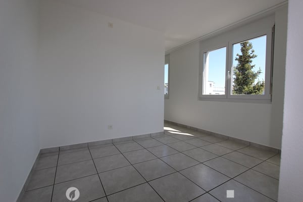 Helle 4.5-Zimmer-Wohnung mit Balkon und schöner Aussicht in Biel/Bienne 7