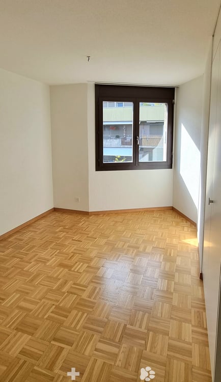 Grosszügige 2.5-Zimmer-Wohnung mit Balkon 6