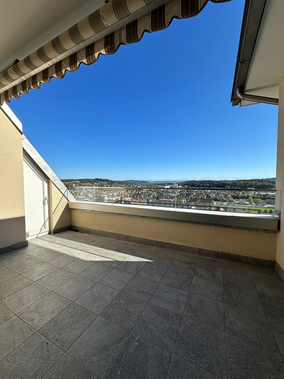 Charmante 5-Zimmer-Wohnung mit Panoramablick 13