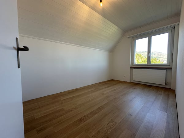 Charmante 5-Zimmer-Wohnung mit Panoramablick 9