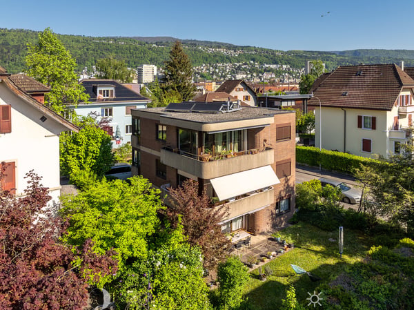 Zentral, ruhig und im Grünen in der Nähe vom Bahnhof Biel 1