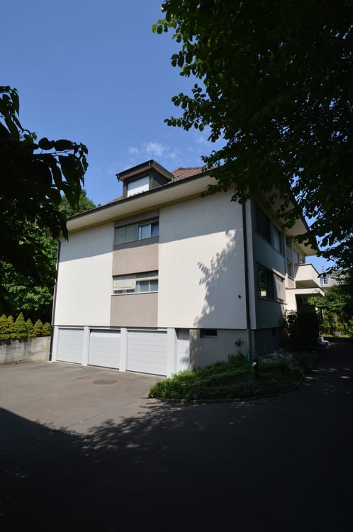 Wohnen an bester Adresse 5.5-Zimmer Gartenwohnung zum Verkauf 3