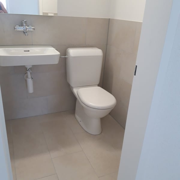 Neu renovierte 3,5-Zimmerwohnung an zentraler Lage mit wunderschöner Aussicht 7