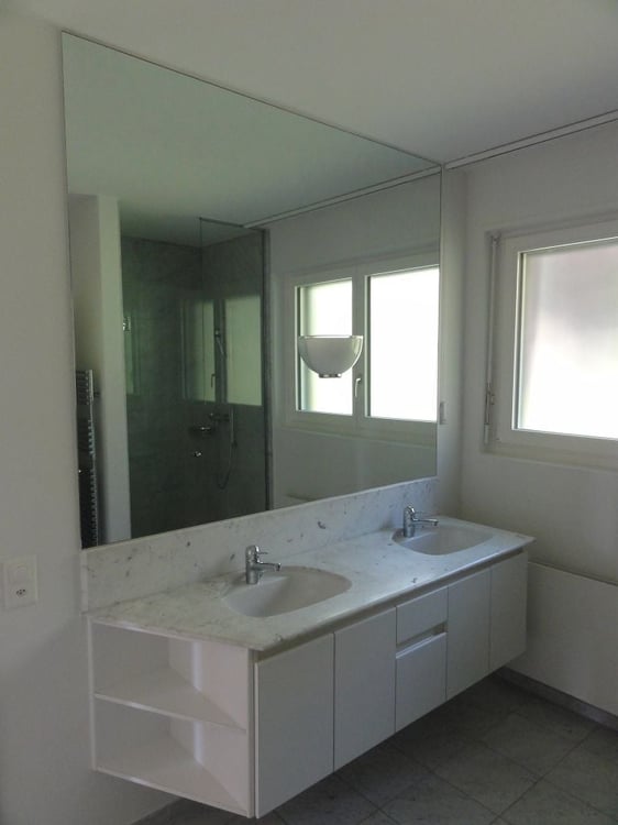 Grosszügige 7-Zimmer-Wohnung mit Pool und Panoramablick in Muri b. Bern 9
