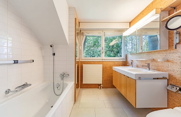 Repräsentative Villa mit Pool und separater 2½-Zimmer-Einliegerwohnung in Muri 12