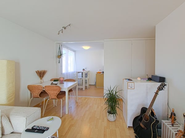 Zu vermieten: 1 Zimmer-Wohnung an praktischer Lage! 3