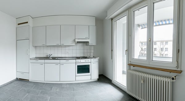 Zentrale 2-Zimmer-Wohnung mit Balkon in Basel-Kleinhüningen 2