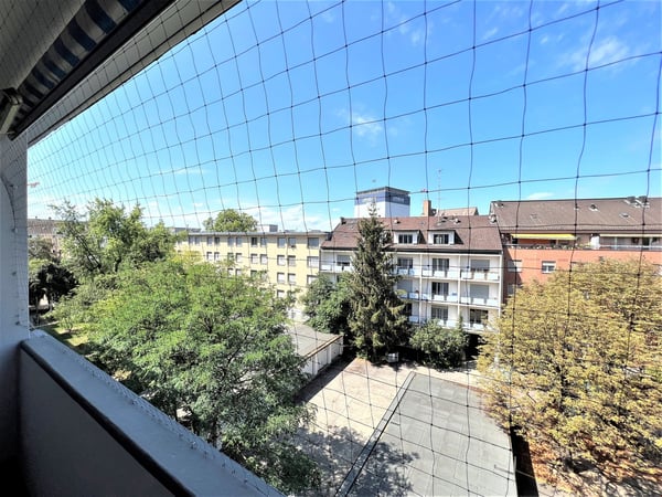 Helle 2-Zimmer-Wohnung mit Balkon im 4. OG – Kleinhüningen, Basel 8