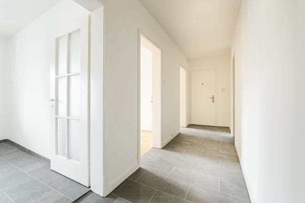 Helle 2-Zimmer-Wohnung mit Balkon im 4. OG – Kleinhüningen, Basel 9