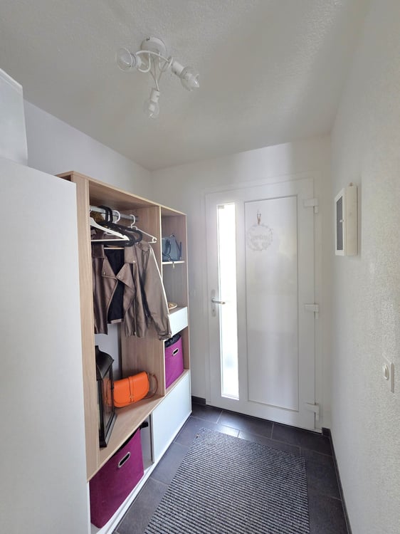 Charmantes 4.5-Zimmer-Doppelhaushälfte in ruhiger Lage in Füllinsdorf 5