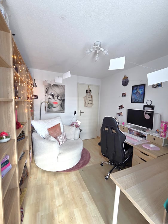 Charmantes 4.5-Zimmer-Doppelhaushälfte in ruhiger Lage in Füllinsdorf 9