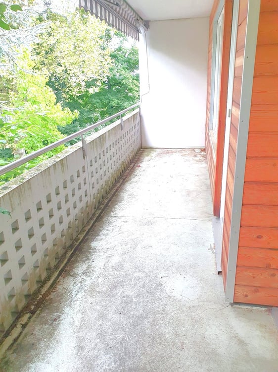 Helle 3-Zimmer-Wohnung mit Balkon und schöner Aussicht in Basel 1