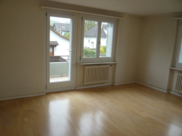 3 1/2-Zimmer-Wohnung 1. OG 6