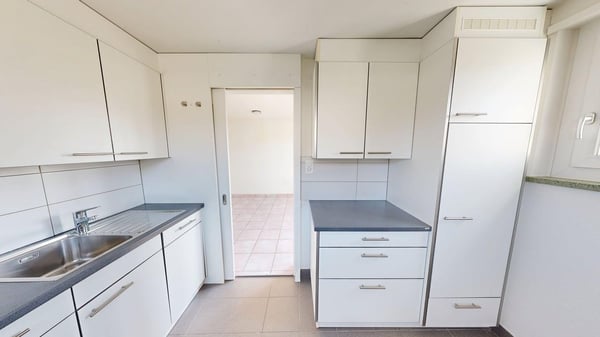 3 1/2-Zimmer-Wohnung 1. OG 3
