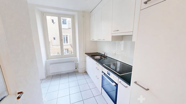 Charmante 2-Zimmer-Wohnung im Erdgeschoss in Biel/Bienne 1