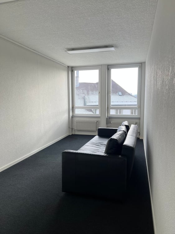 Surface administrative d'env. 128 m2 à louer idéalement située à Fribourg 8