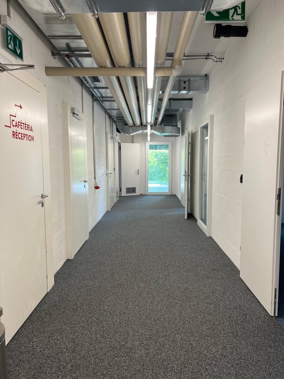 Surface commerciale / dépôt d'env. 55 m2 à louer à Bulle 4