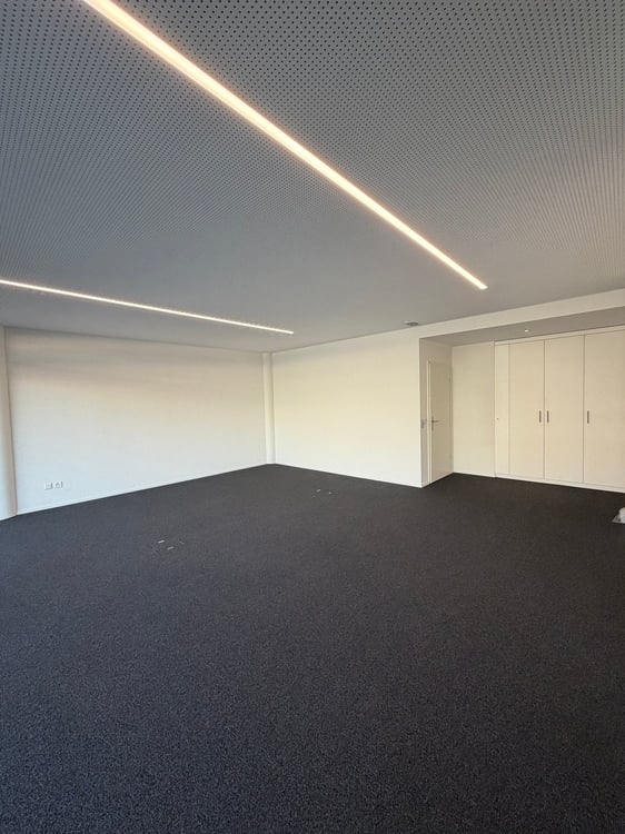 Surface commerciale d'env. 114.54 m2 à louer 8