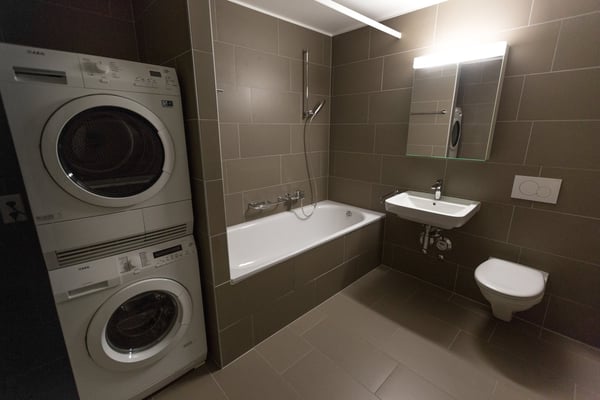 Appartement de 3,5 pièces au 1er étage d'environ 88.10m2 avec balcon 10