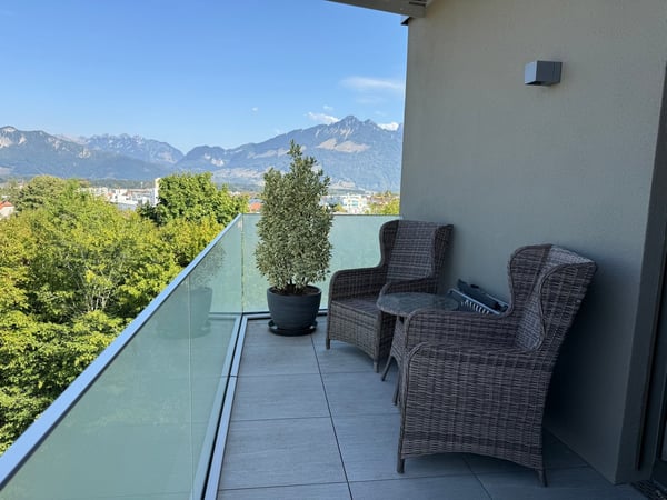 Appartement attique de 4.5 pièces avec terrasse à Bulle 12