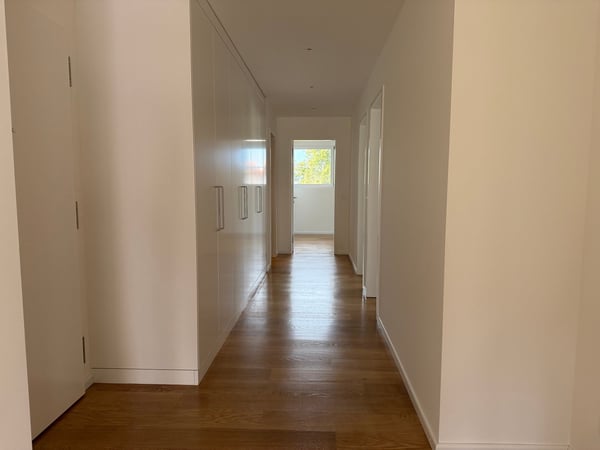 Appartement de 5.5 pièces d'env. 142 m2 avec terrasse à Bulle 10